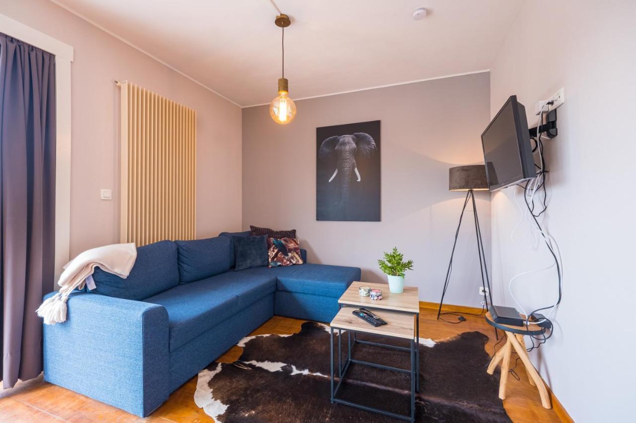 Family Appartement 'Marieo' With Game Room And Outdoor Facilities Gistel Esterno foto