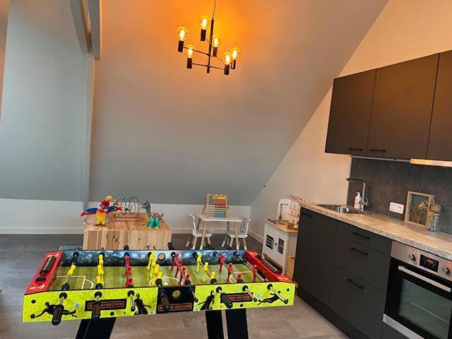 Family Appartement 'Marieo' With Game Room And Outdoor Facilities Gistel Esterno foto